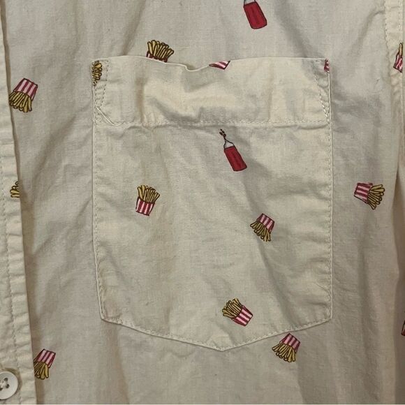 Men's Straight Faded French Fries Short Sleeve Button Down Shirt - Picture 4 of 9